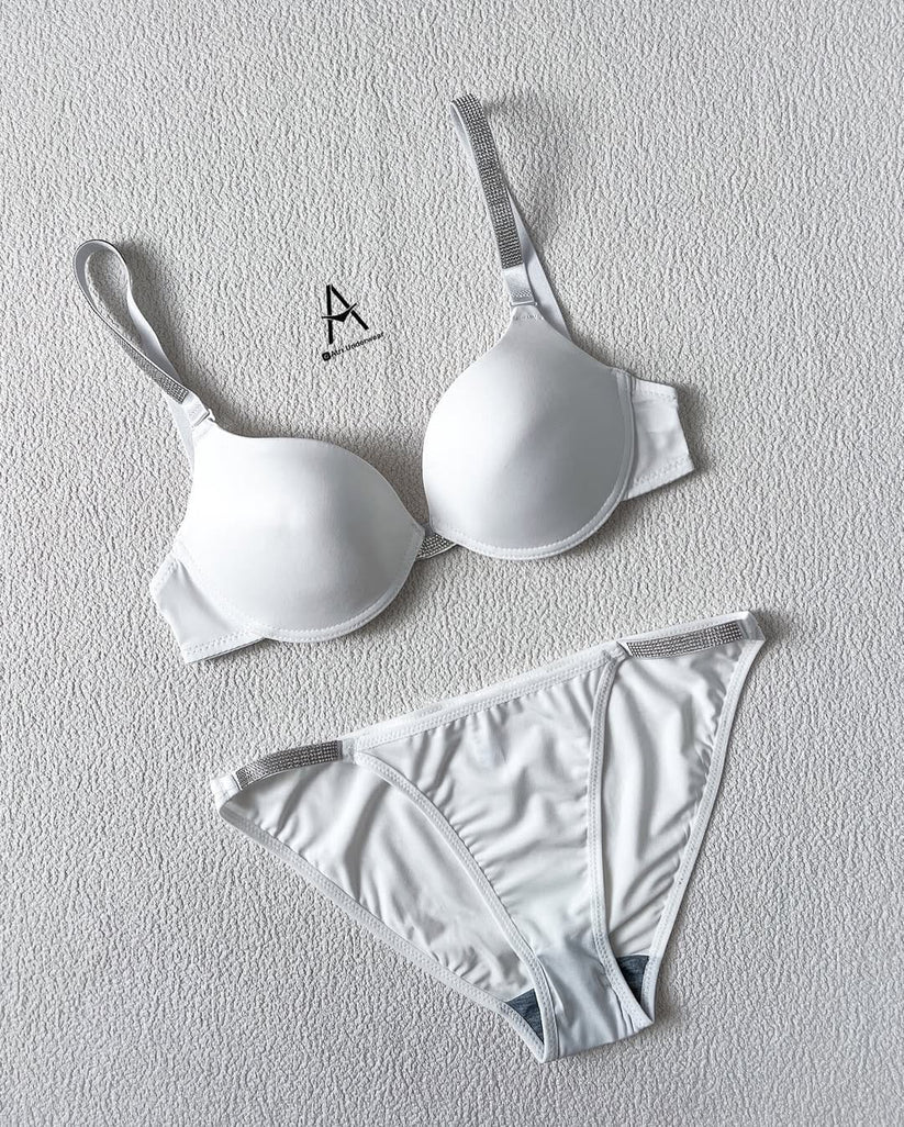 Flourish High Quality Wired Rhinestone Straps Bra .